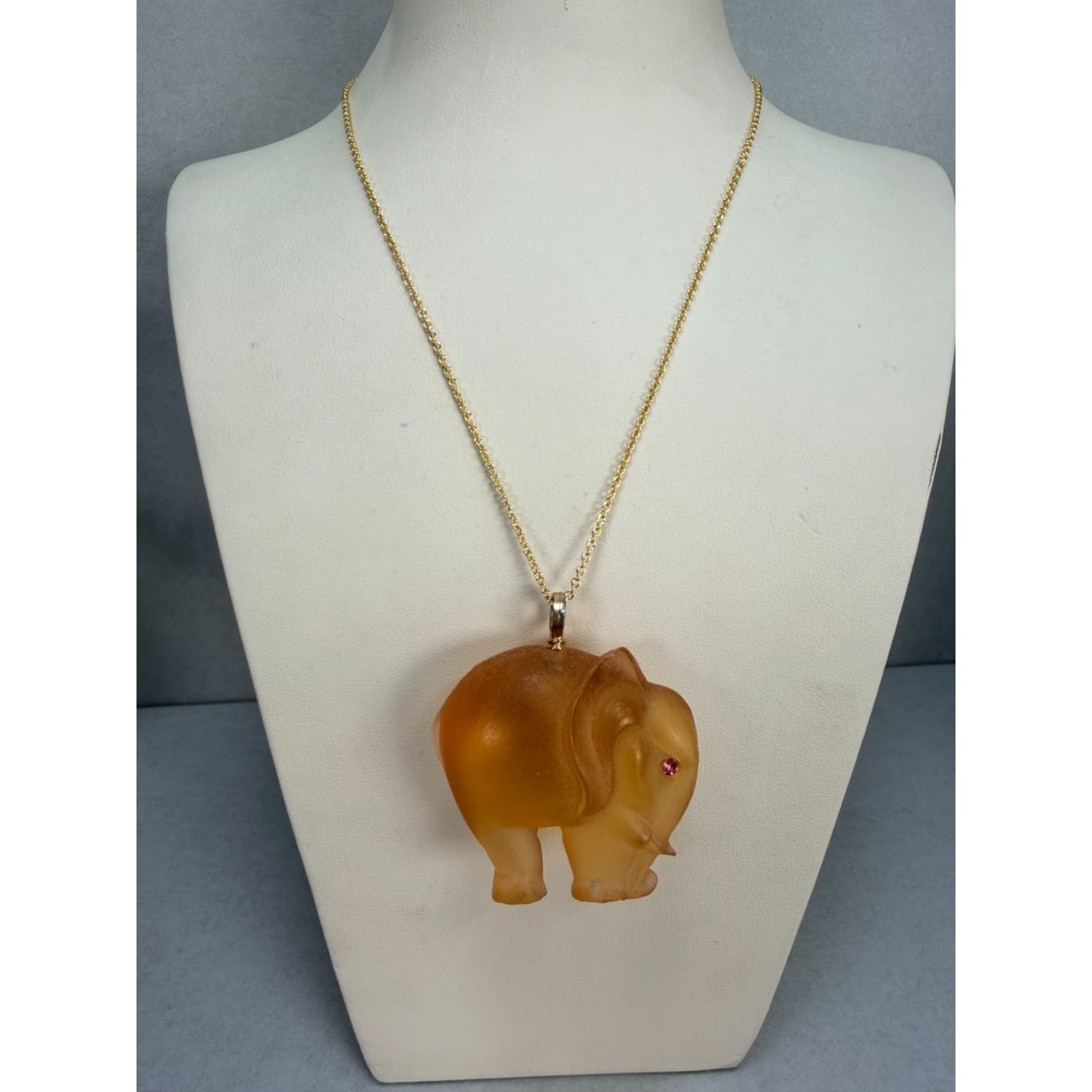 Vintage Resin Elephant Pendant Necklace Amber Tone Pink Rhinestone Eye Large